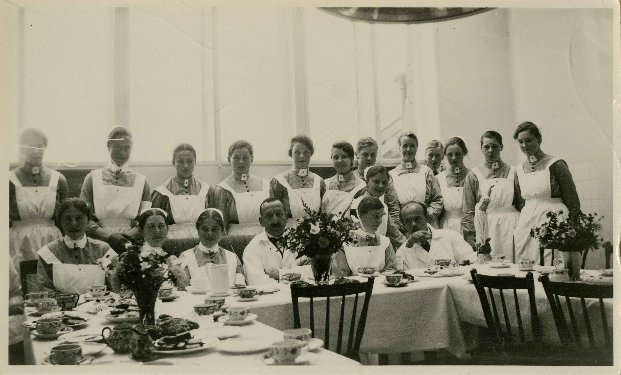 Kafferep i gynoperationssalen på Sabbatsbergs sjukhus 1928